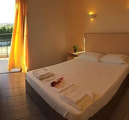 Ocean-pacific Hotel 3*